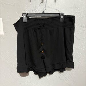 Stretchy Black Pull-on Shorts with Ruffle Detail